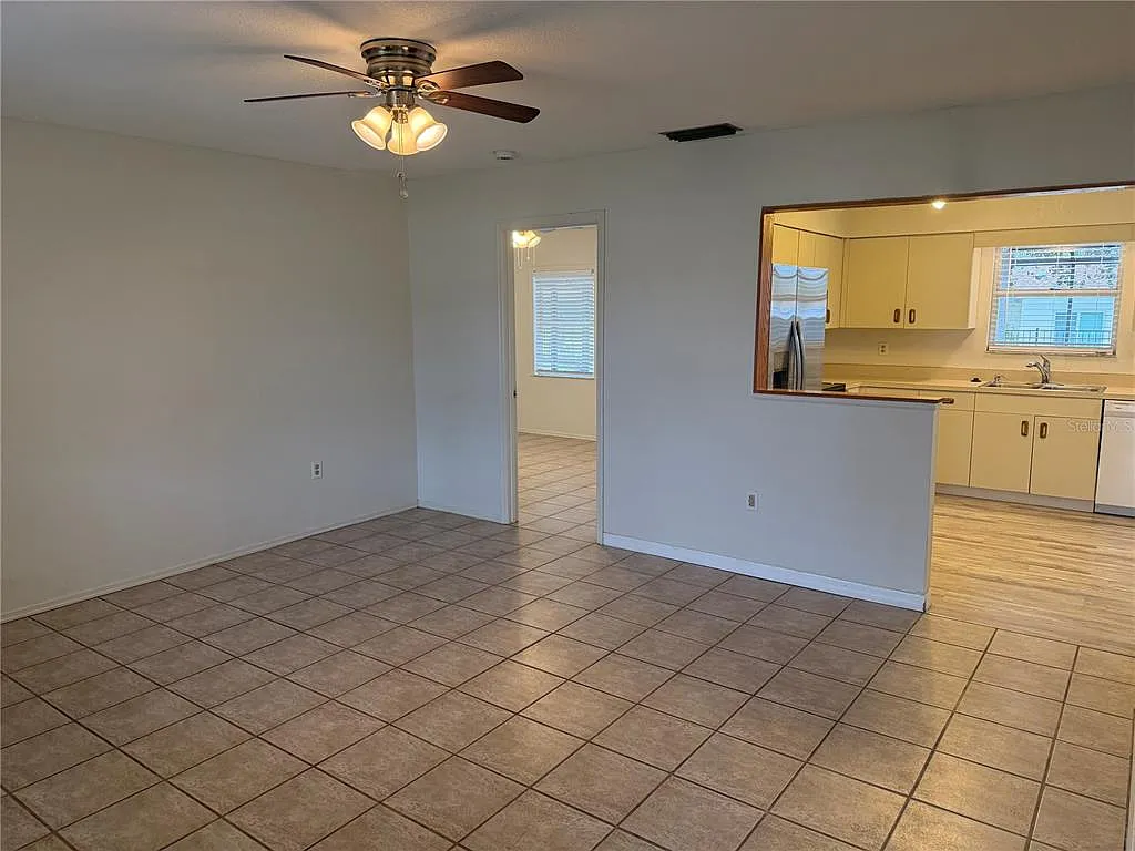 2 bed, 2.0 bath, 1018 sqft, $2,000 — Photo 2