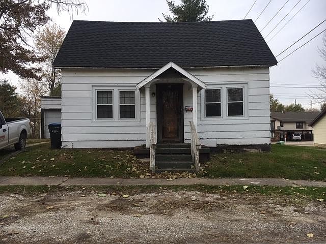1st image of 615 N High St