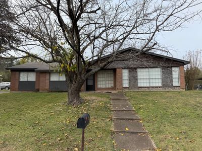 112 N Emberwood Dr, Robinson, TX, 76706