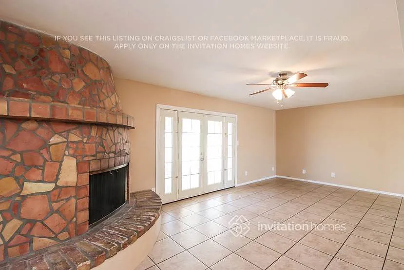 5816 W Carol Ann Way Glendale, AZ 85306 — Photo 2