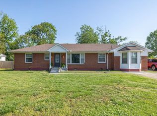 218 Admiral Cir, Lawrenceburg, TN 38464