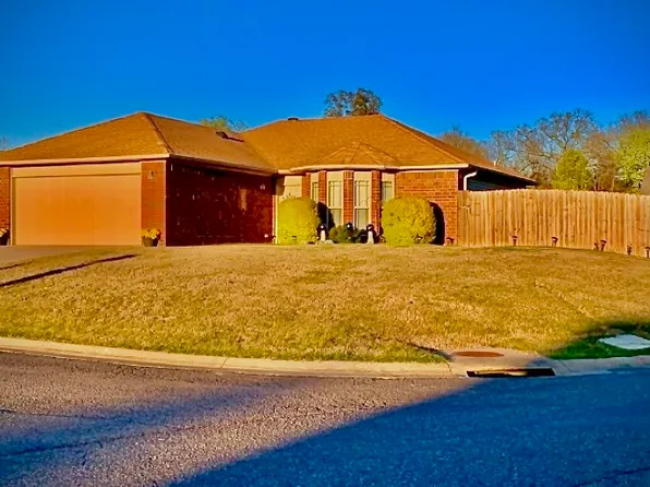 100 Spring Creek Dr, Dardanelle, AR 72834