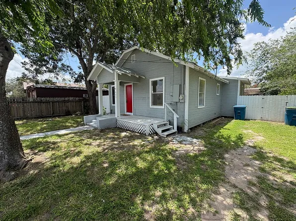 605 E Lott St, Beeville, TX 78102