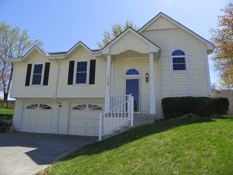 1st image of 5108 NW Mariner Cir