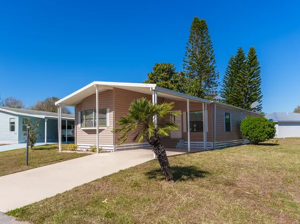 13998 Encantardo Circle, Fort Pierce, FL 34951