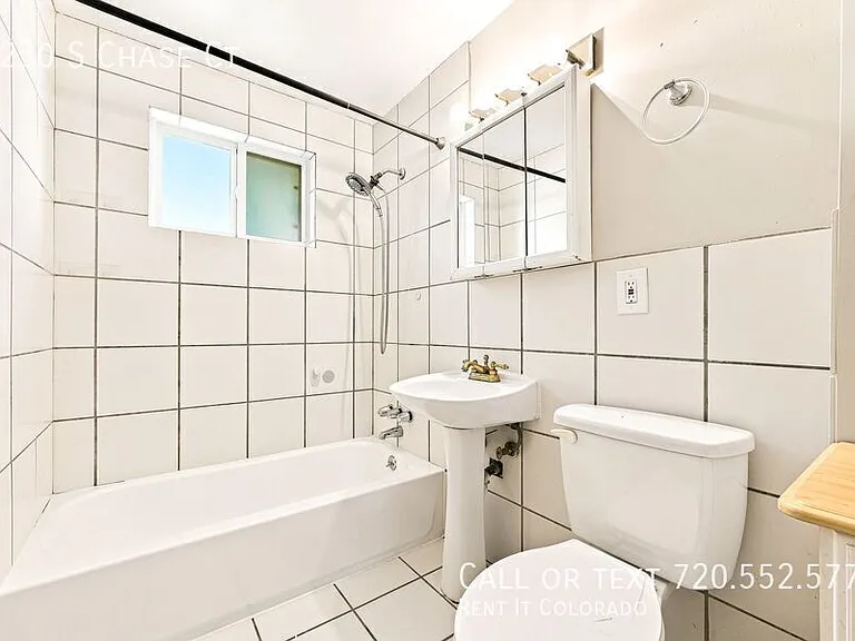 1230 S Chase Ct — Photo 17