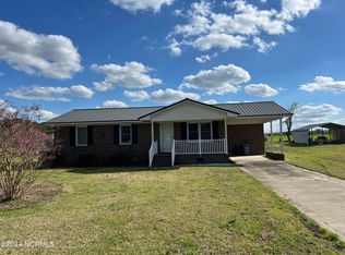 634 Kilquick Rd, Tarboro, NC 27886