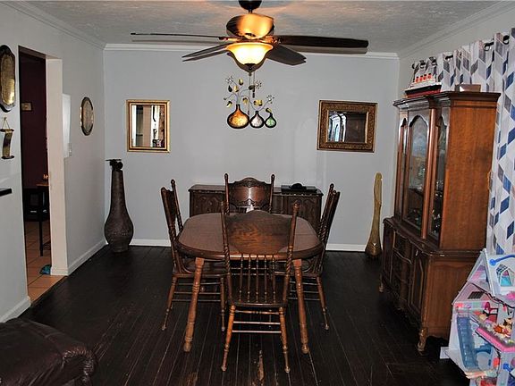 4th image of 4111 Woburn Ave