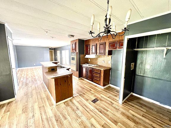 2nd image of 505 Marietta Pl