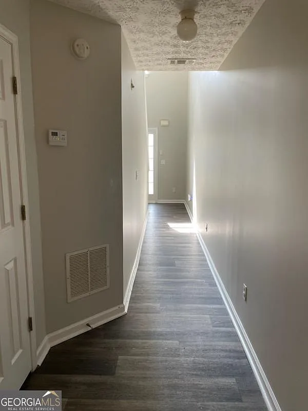 2 bed, 2.5 bath, $1,430 — Photo 4