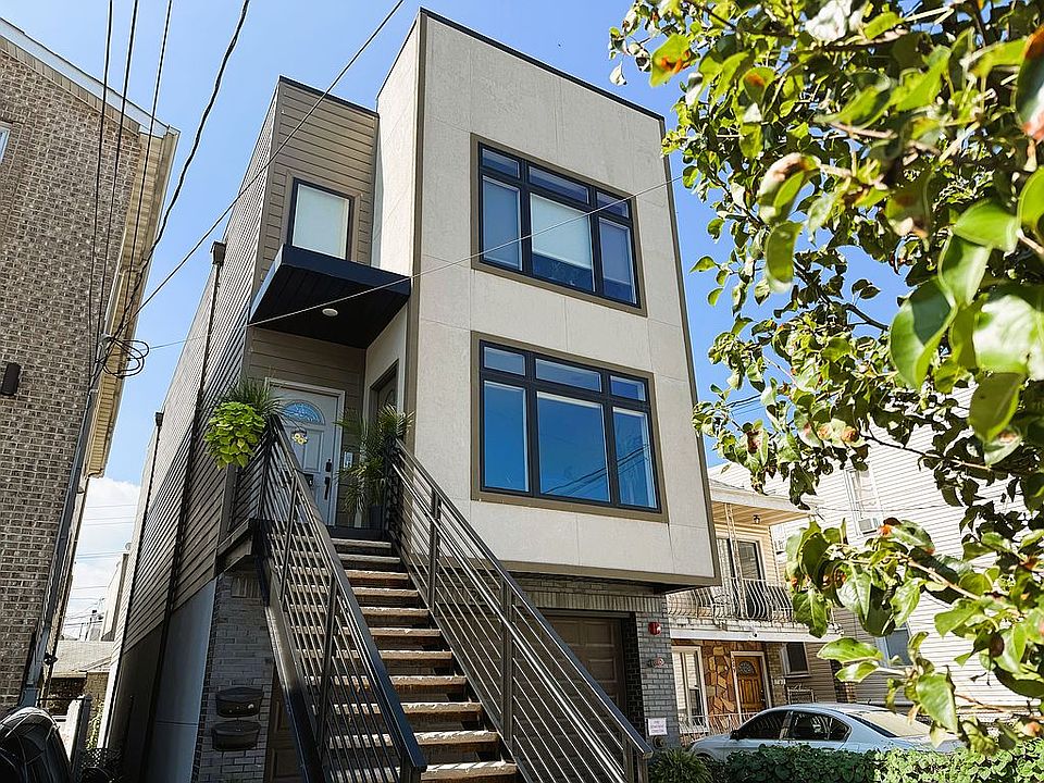 1st image of 207 71st St