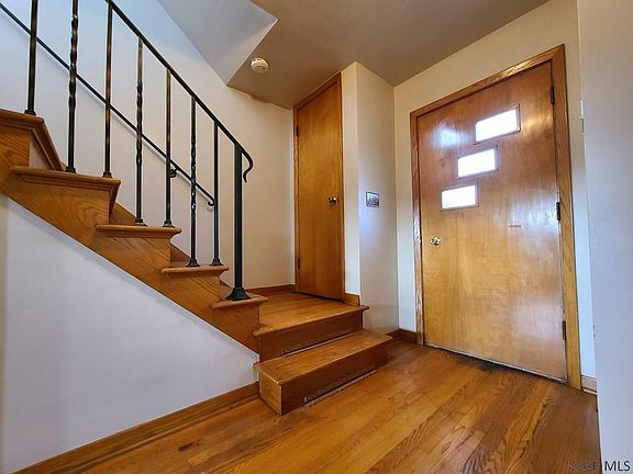 4th image of 1611 Franklin St