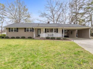 412 E Griswold St, Selma, NC 27576