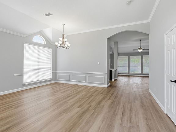 4th image of 138 Briar Oak Dr