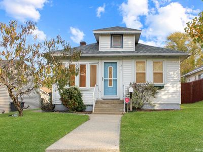 215 E Oakside St, South Bend, IN, 46614
