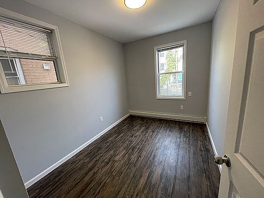 2nd image of 5159 47th St #1