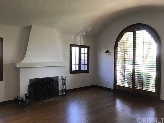 2nd image of 7411 Rosewood Ave