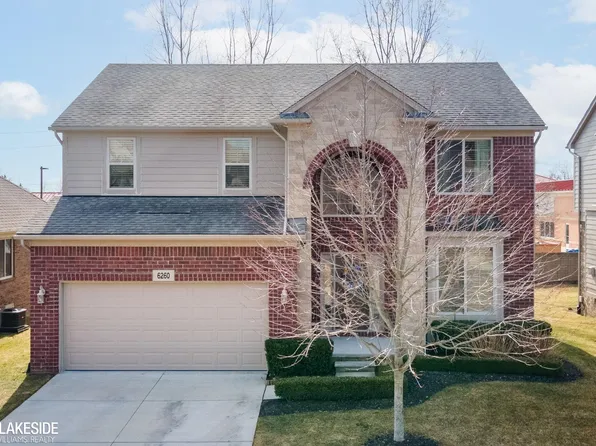 6260 Trailside Dr, Washington, MI 48094