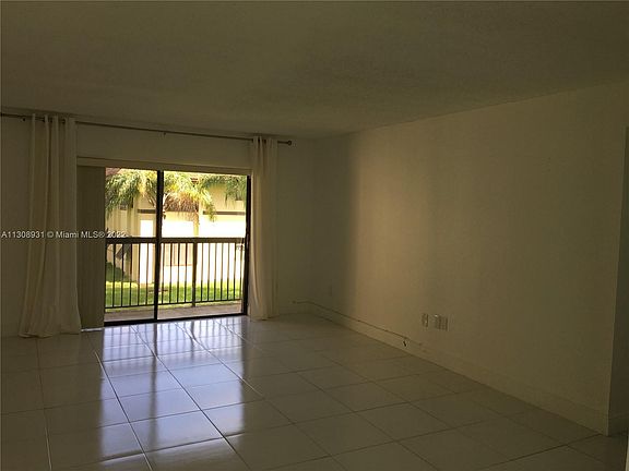 4th image of 7995 SW 86th St APT 322
