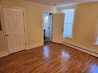 16 Centennial Pl APT 1, Framingham, MA 01701