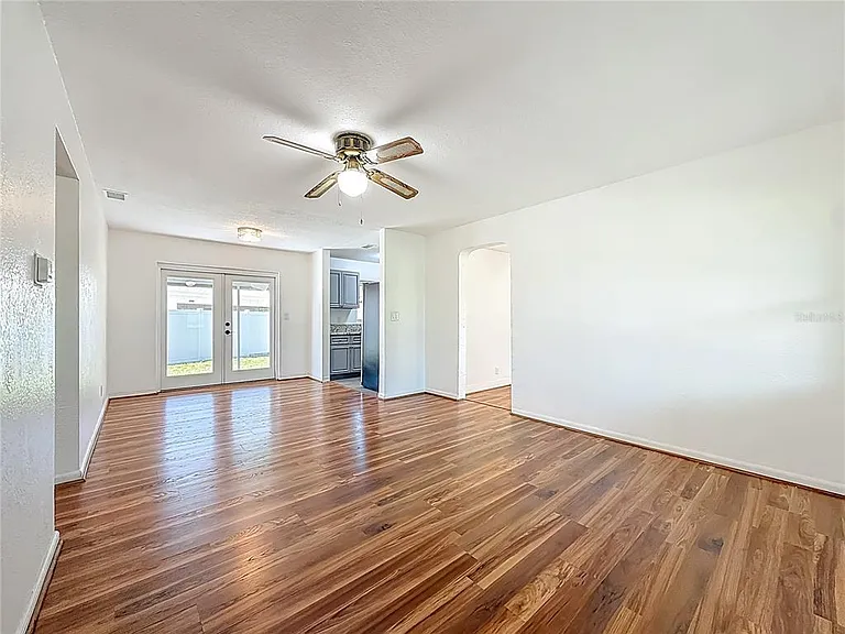 396 Lewis Blvd SE — Photo 4