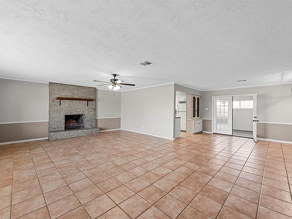 4th image of 309 N Orchard Dr