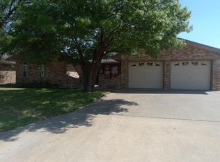 3605 Grandview St, Plainview, TX 79072