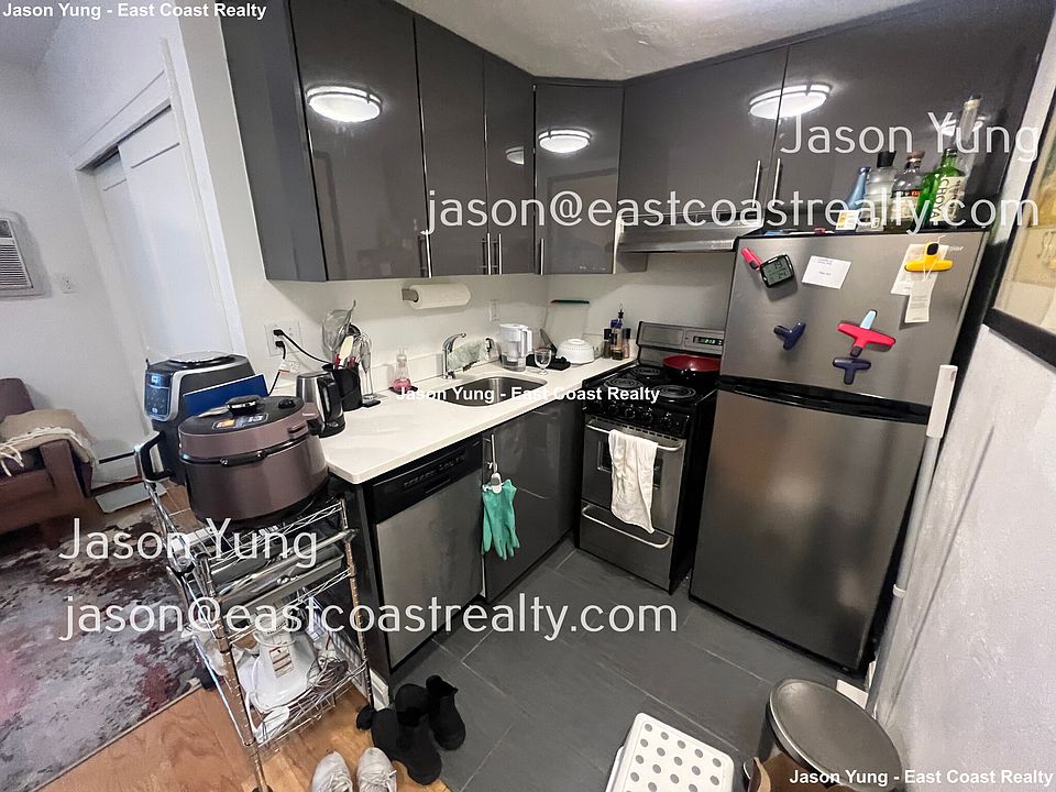 1st image of 17 Marion St #14-1