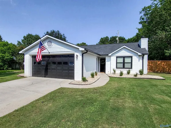 1023 Kinsey Dr SE, Huntsville, AL 35803