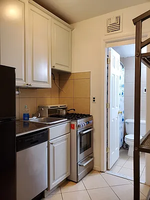 Rented by Owner | media 16