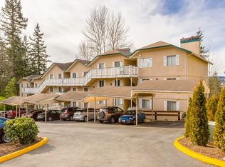 8805 166th Ave NE APT 206, Redmond, WA 98052