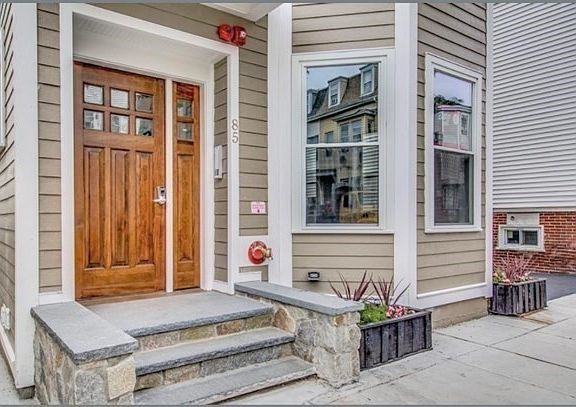 2nd image of 85 Lexington St Unit 3