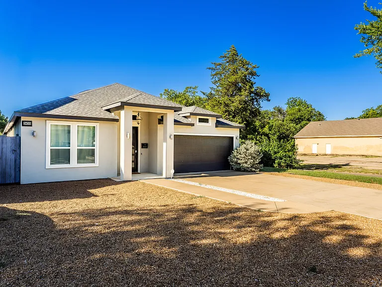 3425 Shelley Blvd — Photo 38