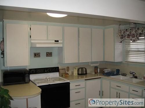 3rd image of 710 118th St S