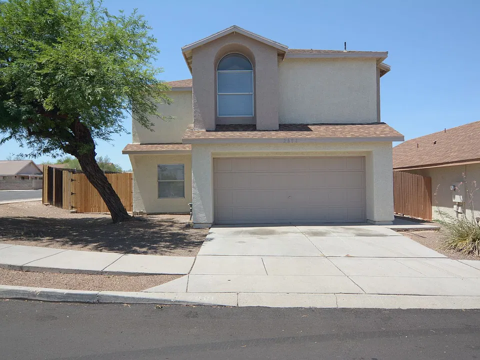 2601 W Aiden St