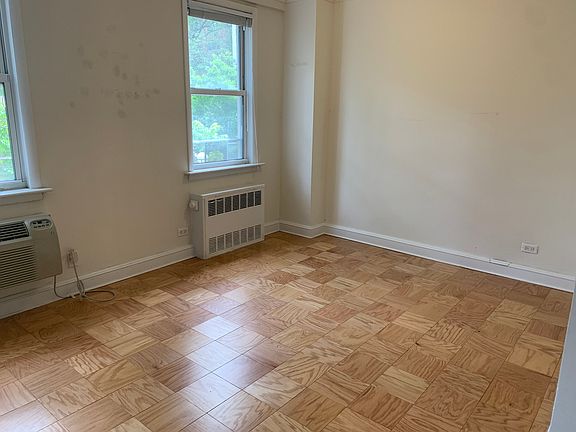 2nd image of 301 E 73rd St APT 1C