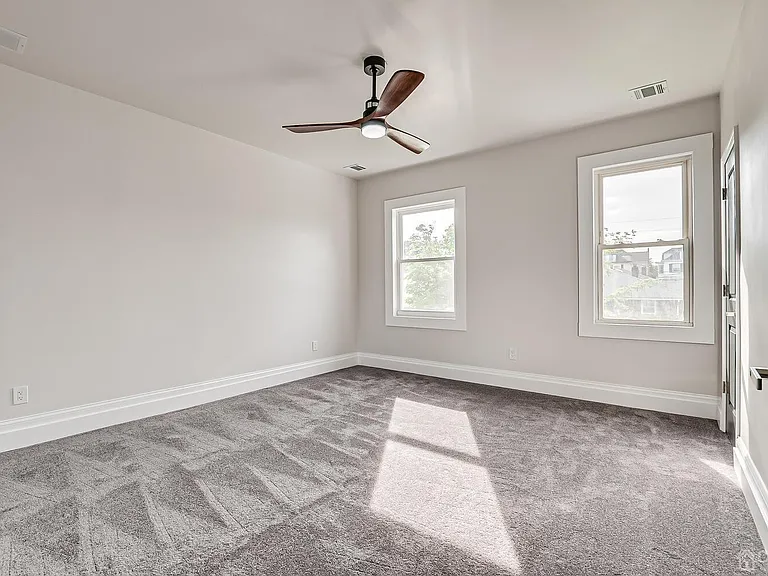 324 Main St #2 — Photo 14