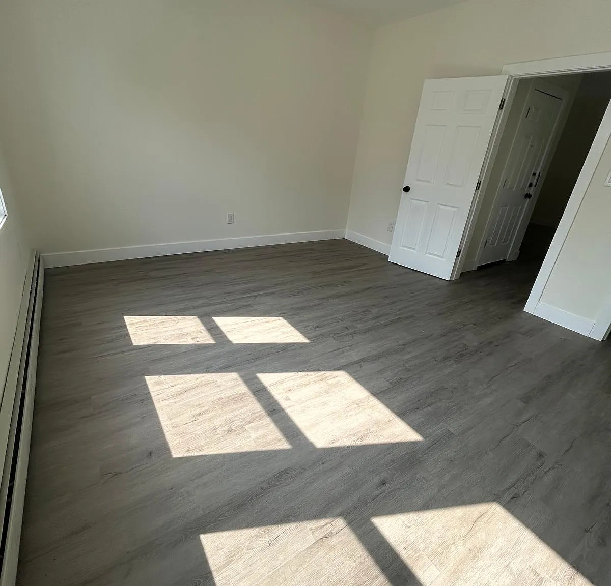 1 bed, $1,600 — Photo 3