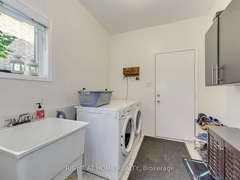 2244 Overfield Rd — Photo 16