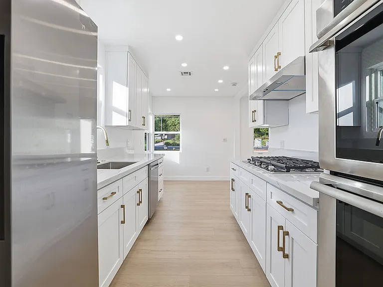 1722 Bel Aire Dr — Photo 6