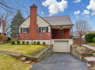 3281 Pickbury Dr, Cincinnati, OH 45211