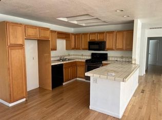 3529 Meadowbrook Dr, Napa, CA 94558
