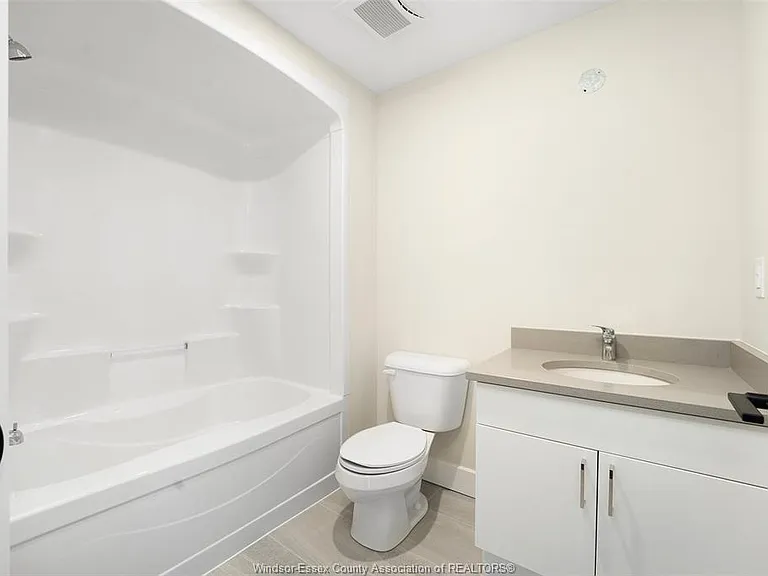 2550 Sandwich West Pkwy #310 — Photo 12