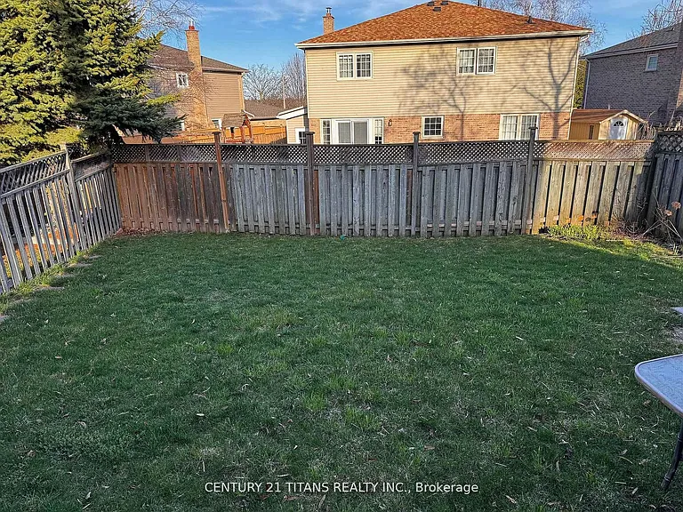 20 Hemingford Pl — Photo 36