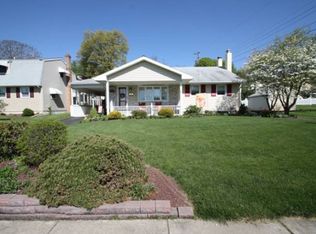 325 Hillside Ave, Elizabethtown, PA 17022