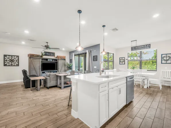 4819 Chantilly Road, Lake Worth, FL 33467