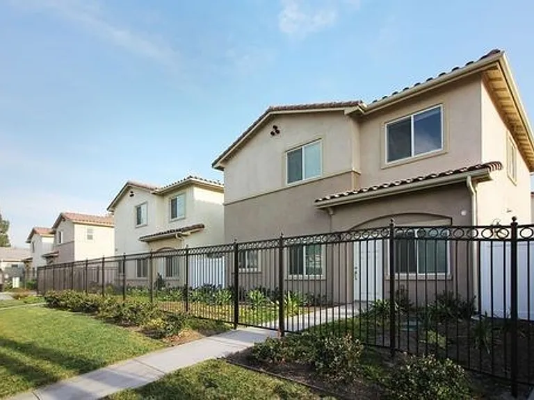 11942 Terra Bella St — Photo 17