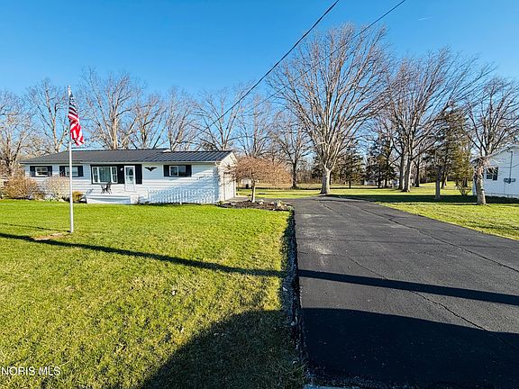 3rd image of 24603 Watson Rd