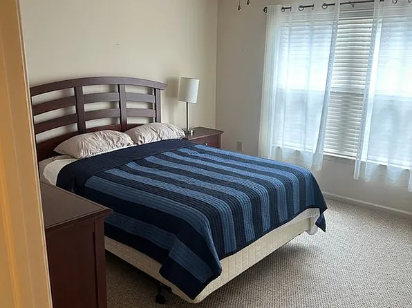 42 N Chestnut Dr, Drums, PA 18222