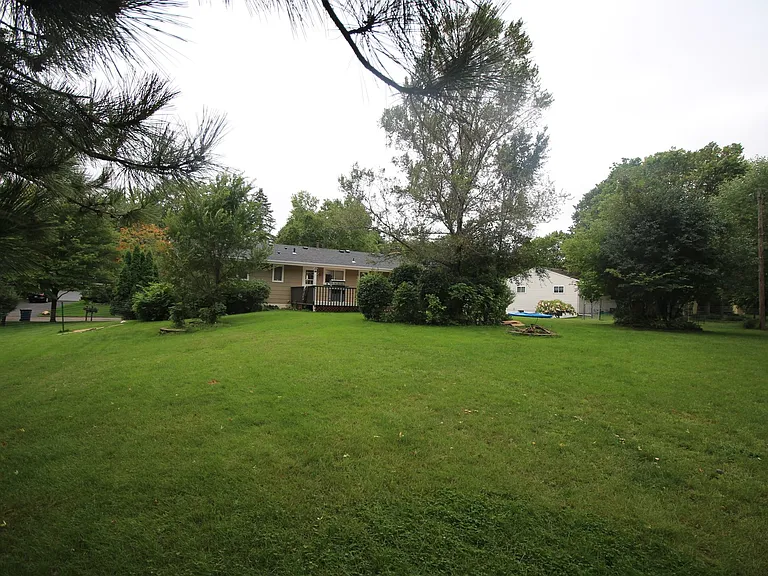 4136 Kings Dr — Photo 14